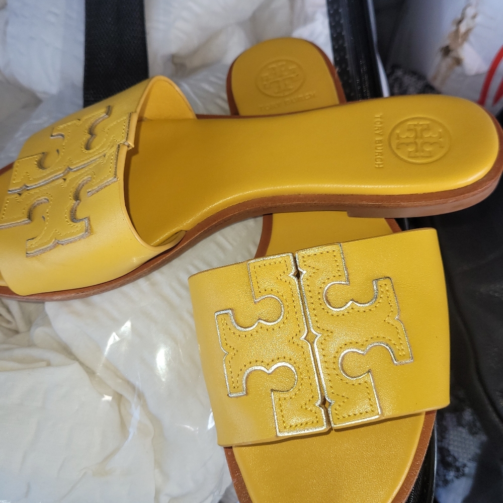 Tory Burch sandles